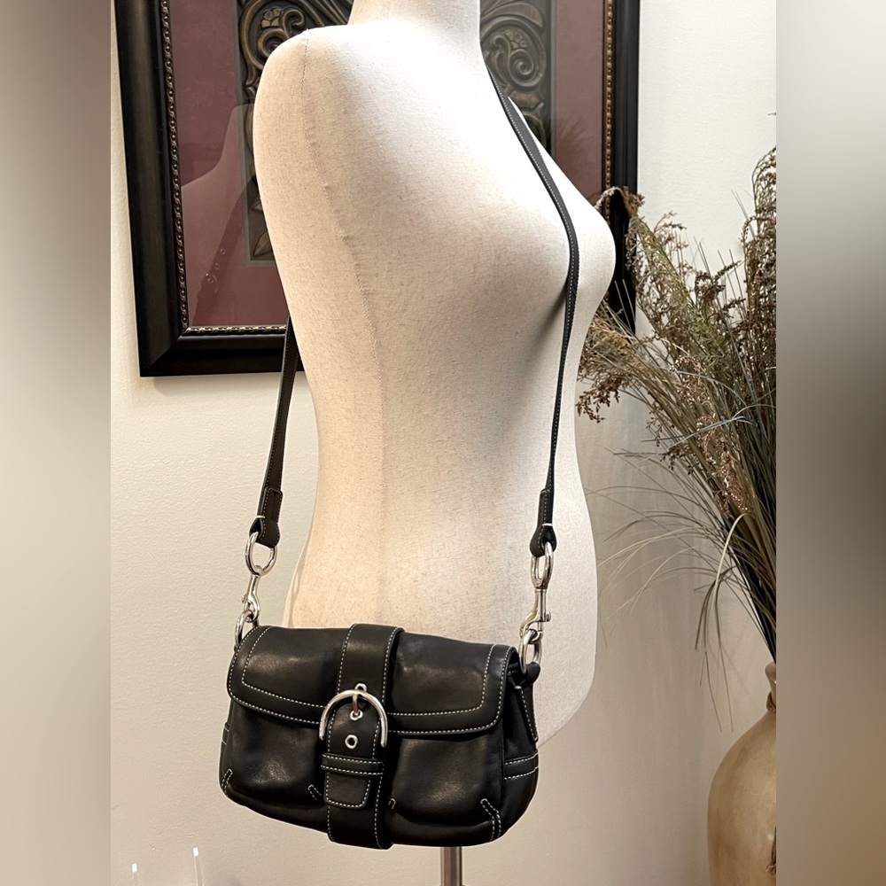 Vintage COACH "Hampton" Black Leather Crossbody Bag - EUC